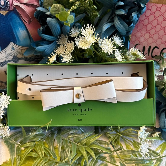 kate spade Accessories - Kate Spade White Bow Belt
